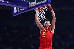 周琦在休斯敦治疗腰伤 近期将返回中国男篮