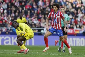 记者：皇家社会有意自由身的维特塞尔，双方已就个人条款展开谈判