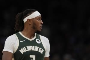 终于找到状态！特纳13中8&三分8中5砍下23分6板4断1帽！